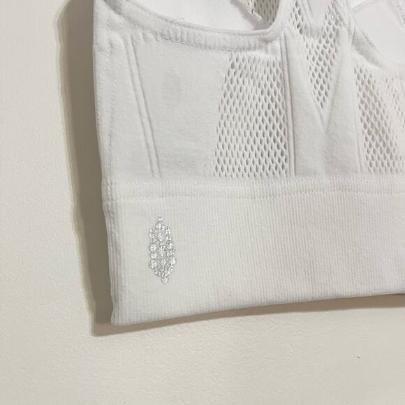 NWOT Free People Movement Running Through My Mind Bra in White - Picture 6 of 7